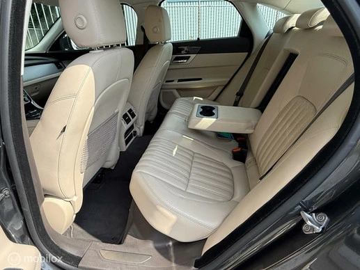 Jaguar XF - Afbeelding 29 van 30