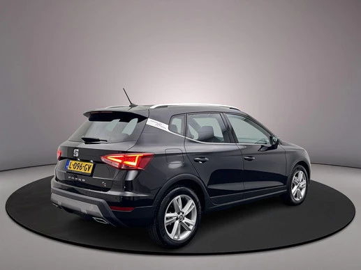 SEAT Arona - Afbeelding 2 van 30