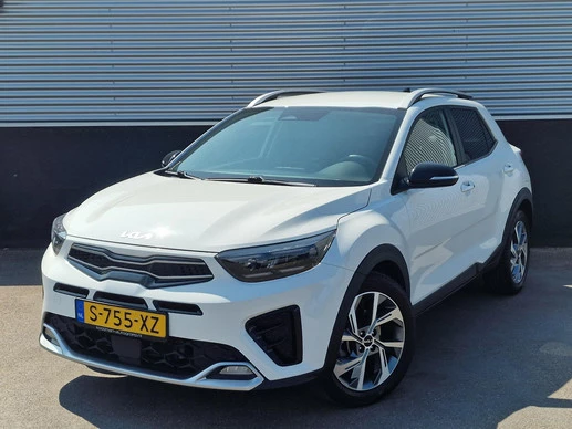 Kia Stonic - Afbeelding 1 van 30