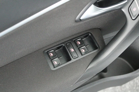 Volkswagen Polo - Afbeelding 13 van 30