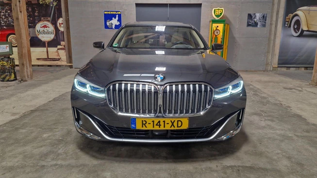 BMW 7 Serie - Afbeelding 8 van 30