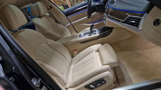 BMW 7 Serie - Afbeelding 21 van 30
