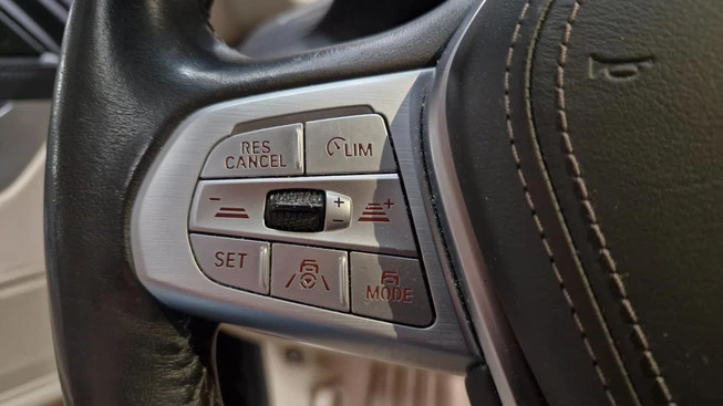 BMW 7 Serie - Afbeelding 24 van 30