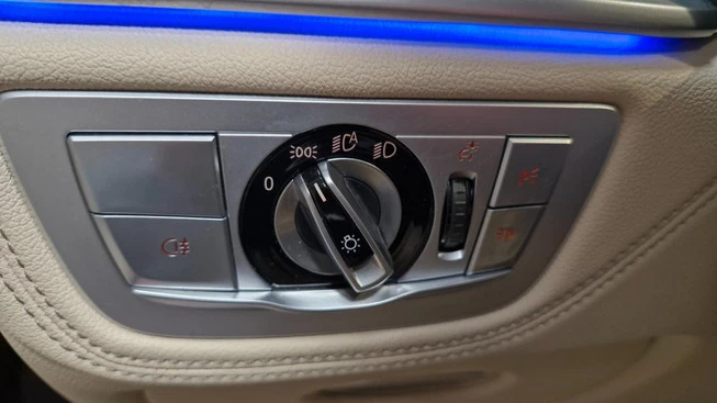 BMW 7 Serie - Afbeelding 29 van 30