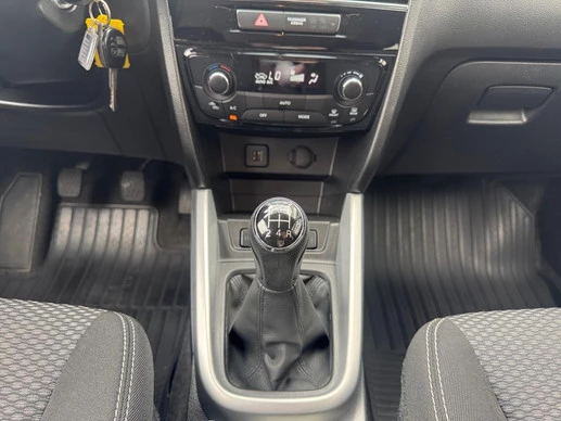 Suzuki Vitara - Afbeelding 21 van 28