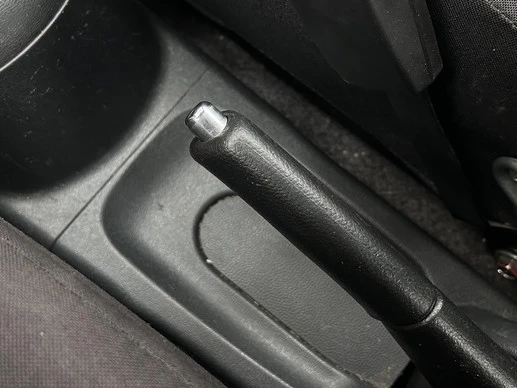 Suzuki Alto - Afbeelding 18 van 30