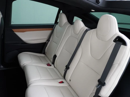 Tesla Model X - Afbeelding 15 van 30