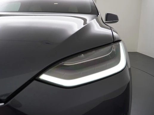 Tesla Model X - Afbeelding 25 van 30