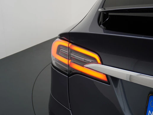 Tesla Model X - Afbeelding 26 van 30