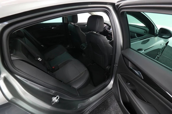 Opel Insignia - Afbeelding 28 van 30