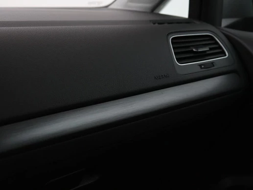 Volkswagen Golf - Afbeelding 22 van 30