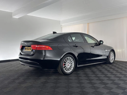 Jaguar XE - Afbeelding 6 van 29