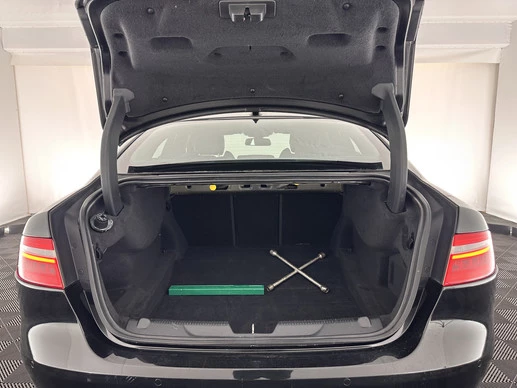 Jaguar XE - Afbeelding 10 van 29
