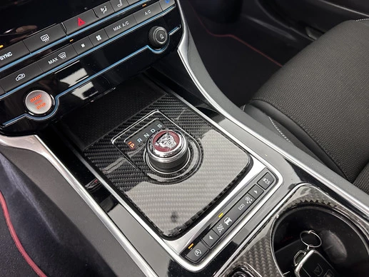 Jaguar XE - Afbeelding 16 van 29