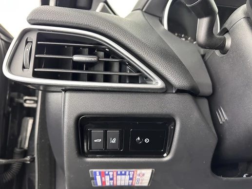 Jaguar XE - Afbeelding 21 van 29