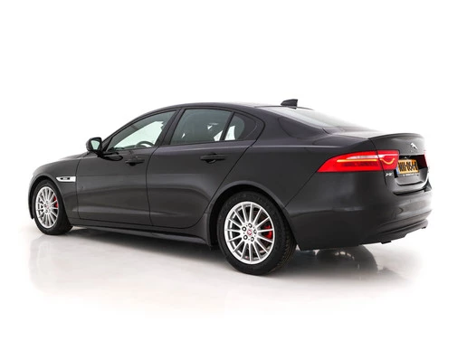 Jaguar XE - Afbeelding 4 van 30