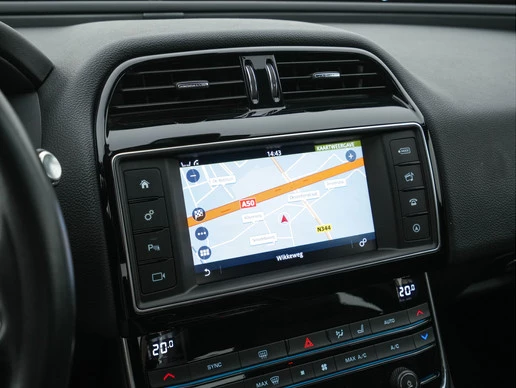 Jaguar XE - Afbeelding 15 van 30