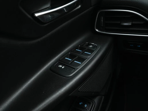 Jaguar XE - Afbeelding 21 van 30