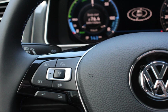 Volkswagen e-Golf - Afbeelding 12 van 26