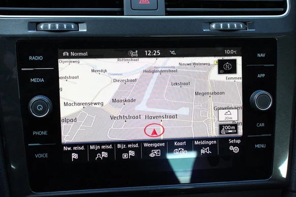 Volkswagen e-Golf - Afbeelding 14 van 26