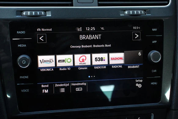 Volkswagen e-Golf - Afbeelding 15 van 26