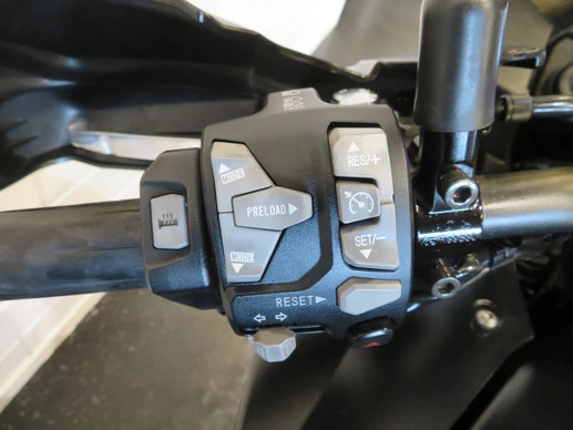 Kawasaki Versys 1000 - Afbeelding 11 van 13