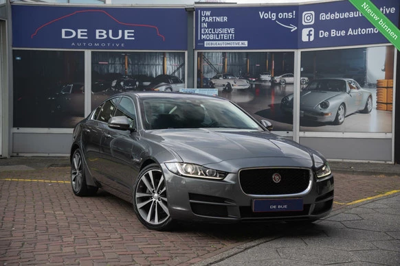 Jaguar XE - Afbeelding 2 van 30