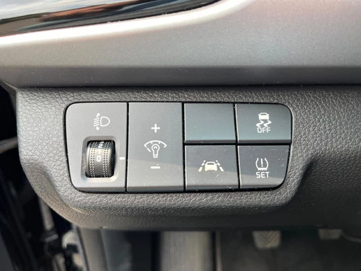 Kia Rio - Afbeelding 13 van 27