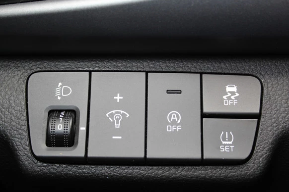 Kia Rio - Afbeelding 11 van 30