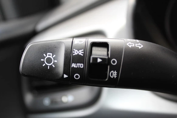 Kia Rio - Afbeelding 12 van 30