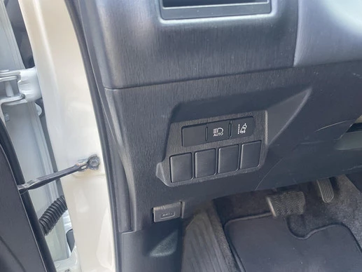 Toyota Prius - Afbeelding 2 van 23