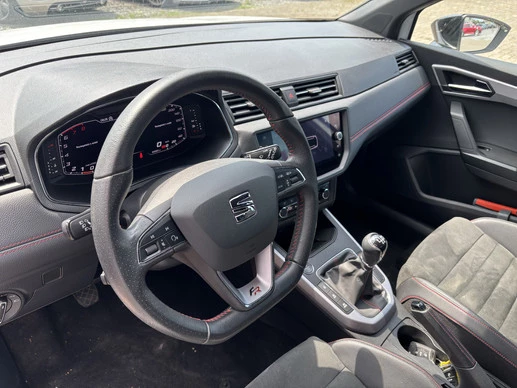 SEAT Arona - Afbeelding 4 van 14