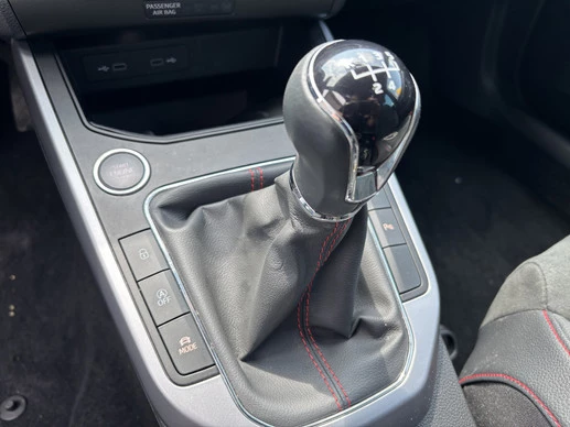 SEAT Arona - Afbeelding 8 van 14