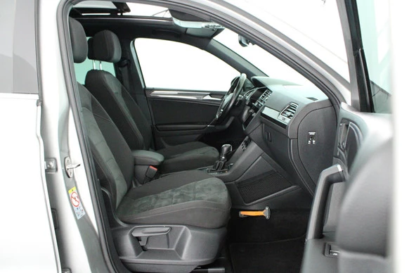 Volkswagen Tiguan - Afbeelding 13 van 30
