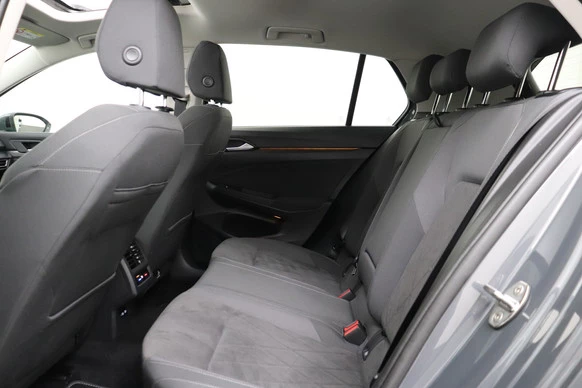 Volkswagen Golf - Afbeelding 14 van 30