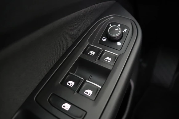 Volkswagen Golf - Afbeelding 21 van 30