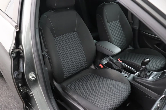 Opel Astra - Afbeelding 15 van 30