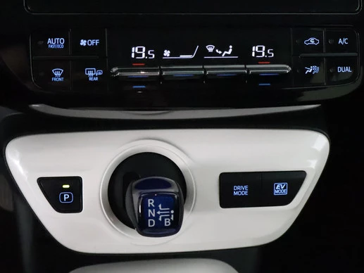Toyota Prius - Afbeelding 13 van 30