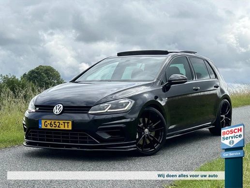 Volkswagen Golf - Afbeelding 1 van 24