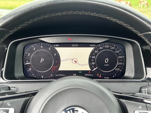 Volkswagen Golf - Afbeelding 18 van 24