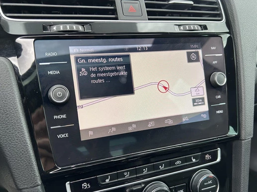 Volkswagen Golf - Afbeelding 19 van 24