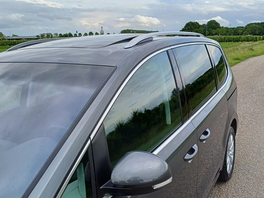 Volkswagen Sharan - Afbeelding 13 van 30