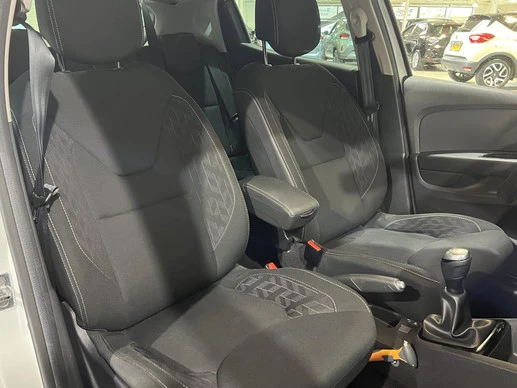 Renault Clio - Afbeelding 23 van 30