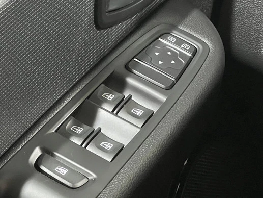 Renault Clio - Afbeelding 25 van 30