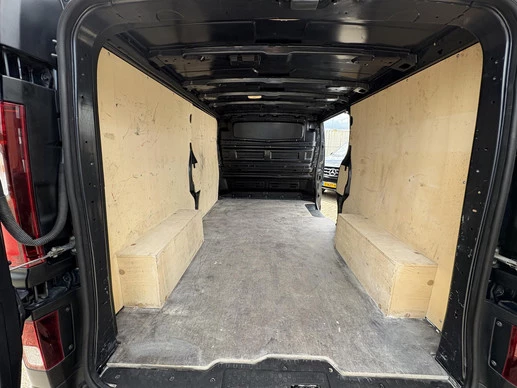 Renault Trafic - Afbeelding 18 van 22