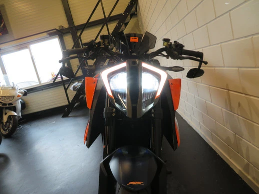 KTM 1290 - Afbeelding 8 van 12