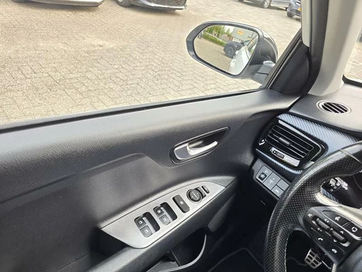Kia Rio - Afbeelding 28 van 30