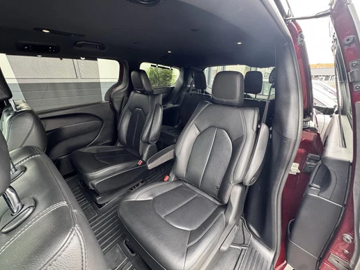 Chrysler Pacifica - Afbeelding 14 van 19