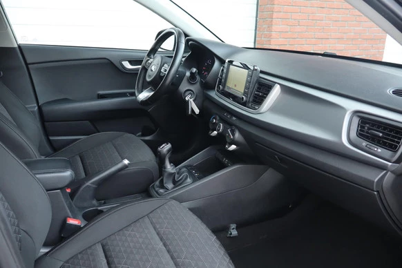 Kia Rio - Afbeelding 9 van 27