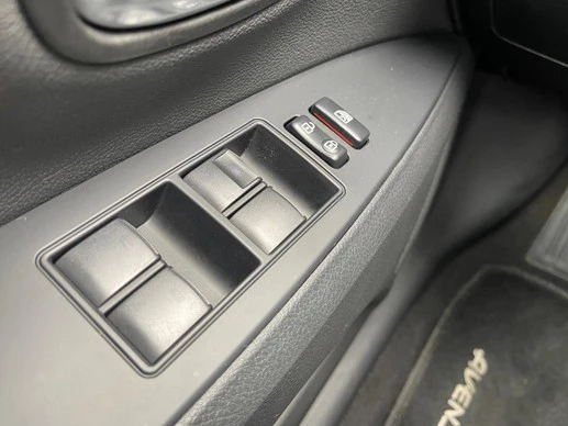 Toyota Avensis - Afbeelding 15 van 30